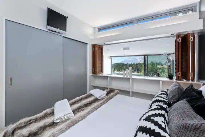 Luxury Lakeview 2 Bedroom Apartment Квинстаун Экстерьер фото